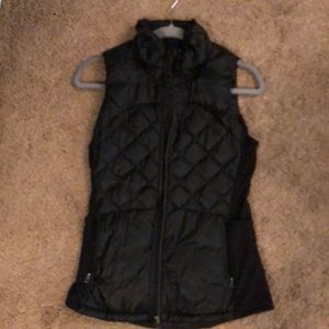 Size 6 Black Lululemon Puffer Vest